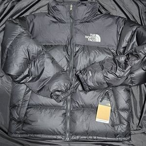 The North Face 1996 Nuptse jacket blk sz Large NWT